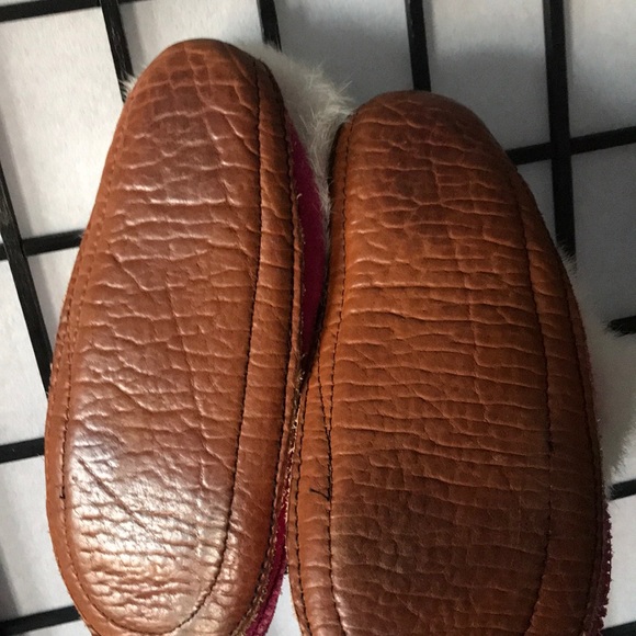 Pink moccasins - Picture 2 of 5